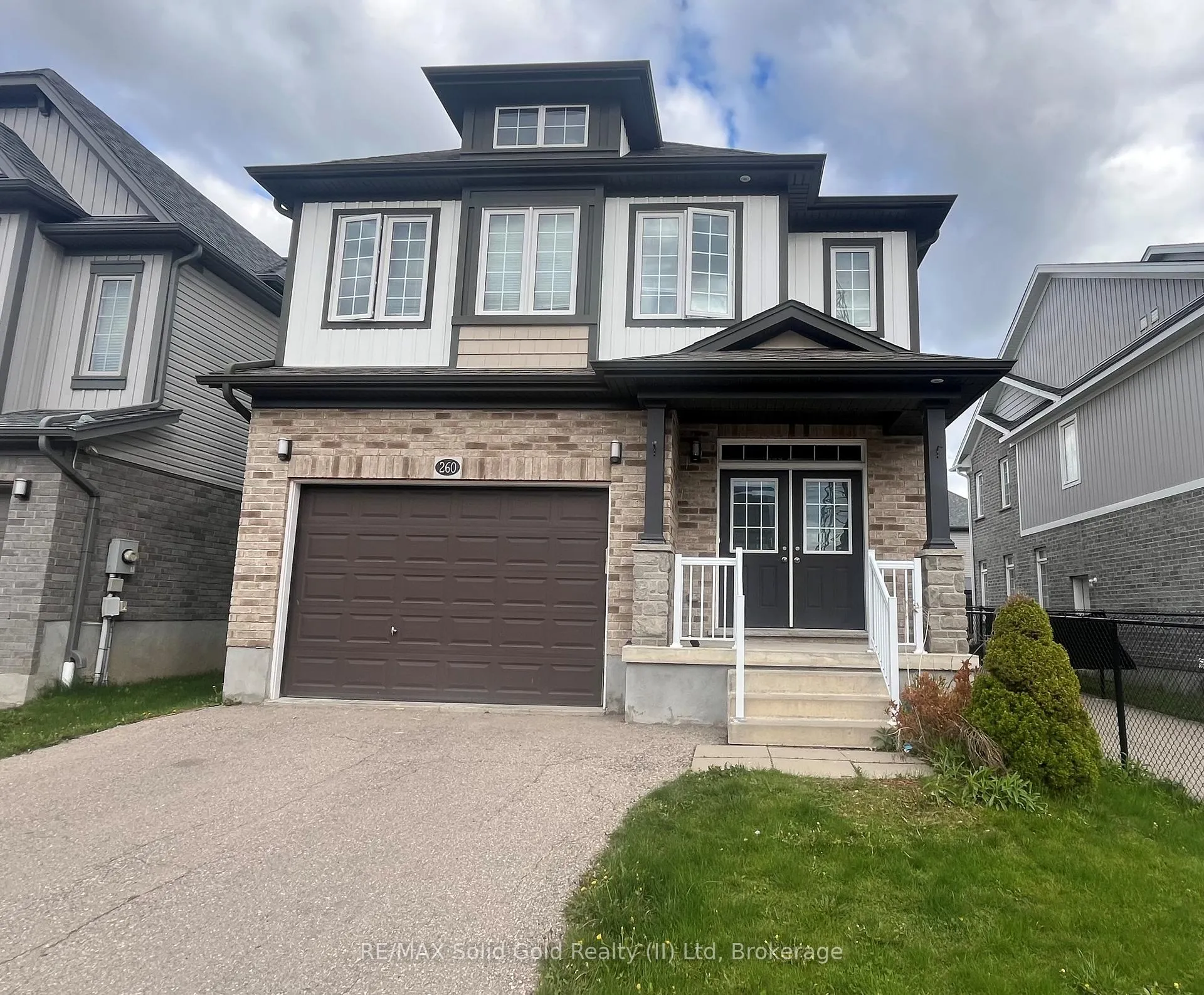 Photo 1 of 260 Buttonbush Street, Waterloo, Vista Hills — HOMEH
