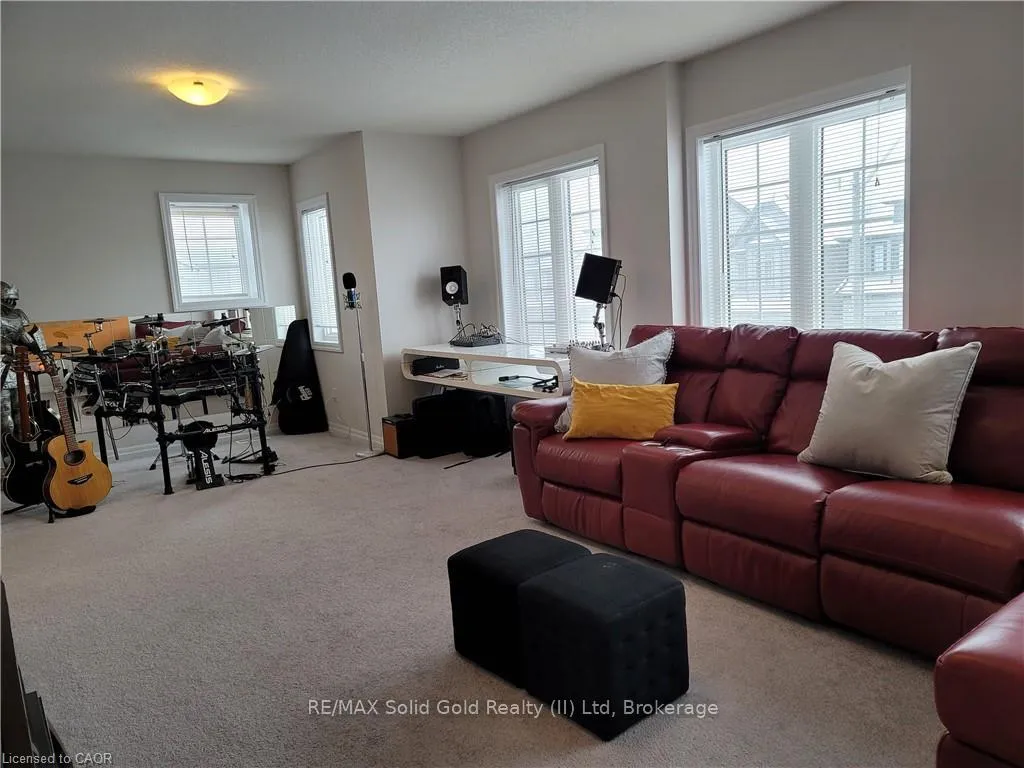 Photo 11 of 260 Buttonbush Street, Waterloo, Vista Hills — HOMEH