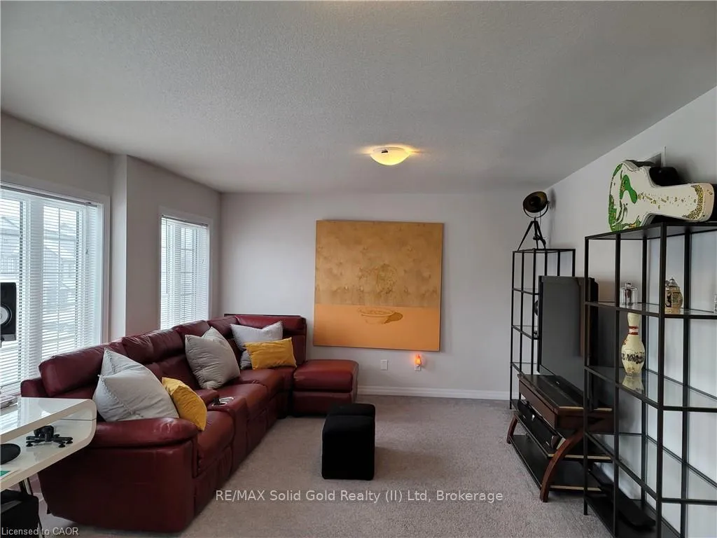 Photo 12 of 260 Buttonbush Street, Waterloo, Vista Hills — HOMEH