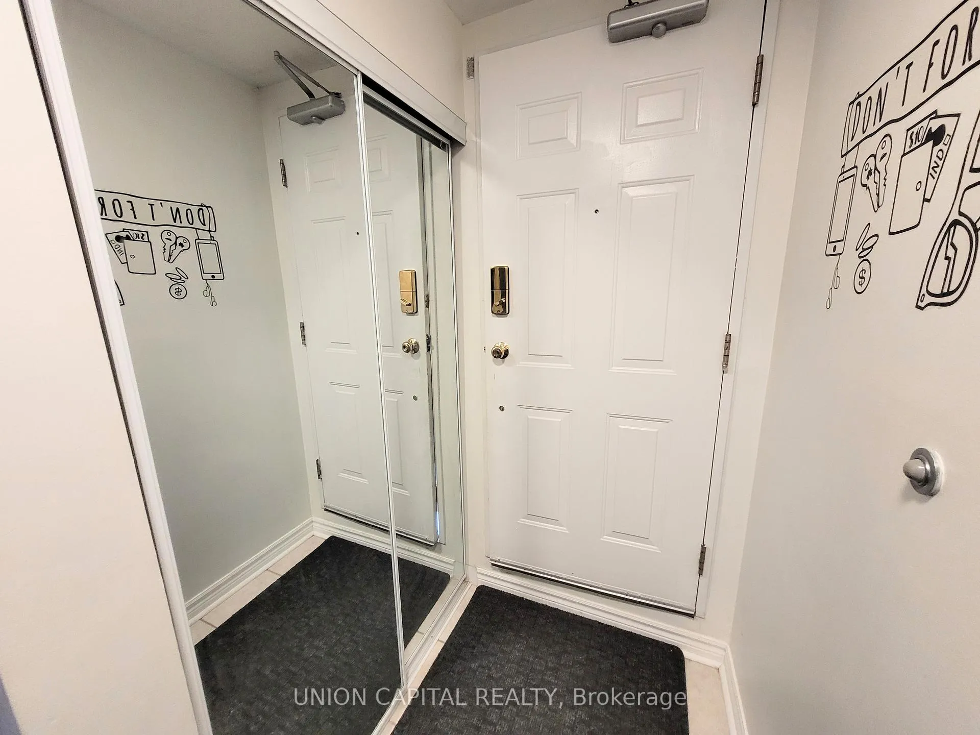 Photo 2 of Unit 190, 314 John Street, Markham, Aileen-Willowbrook — HOMEH