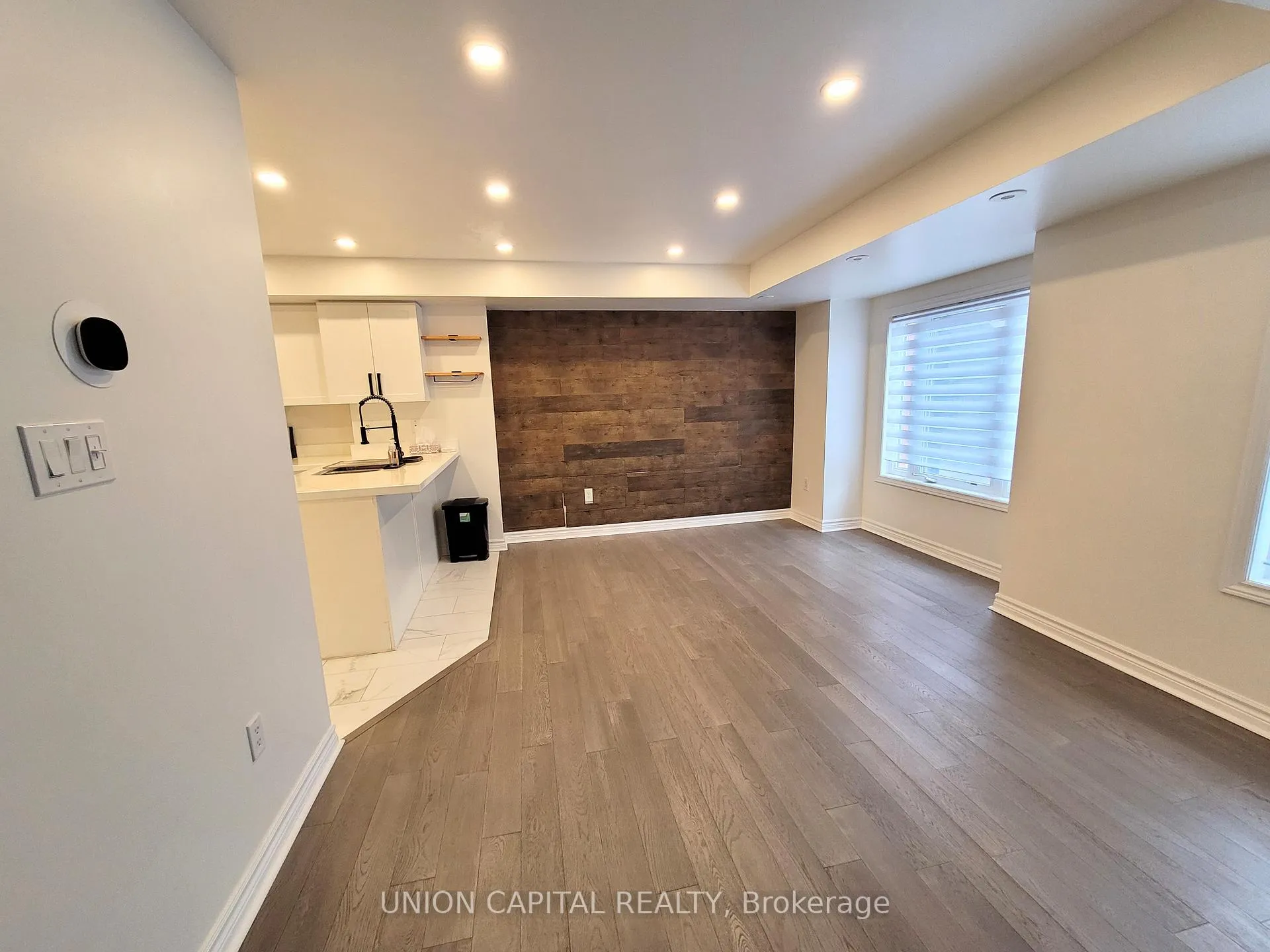 Photo 3 of Unit 190, 314 John Street, Markham, Aileen-Willowbrook — HOMEH