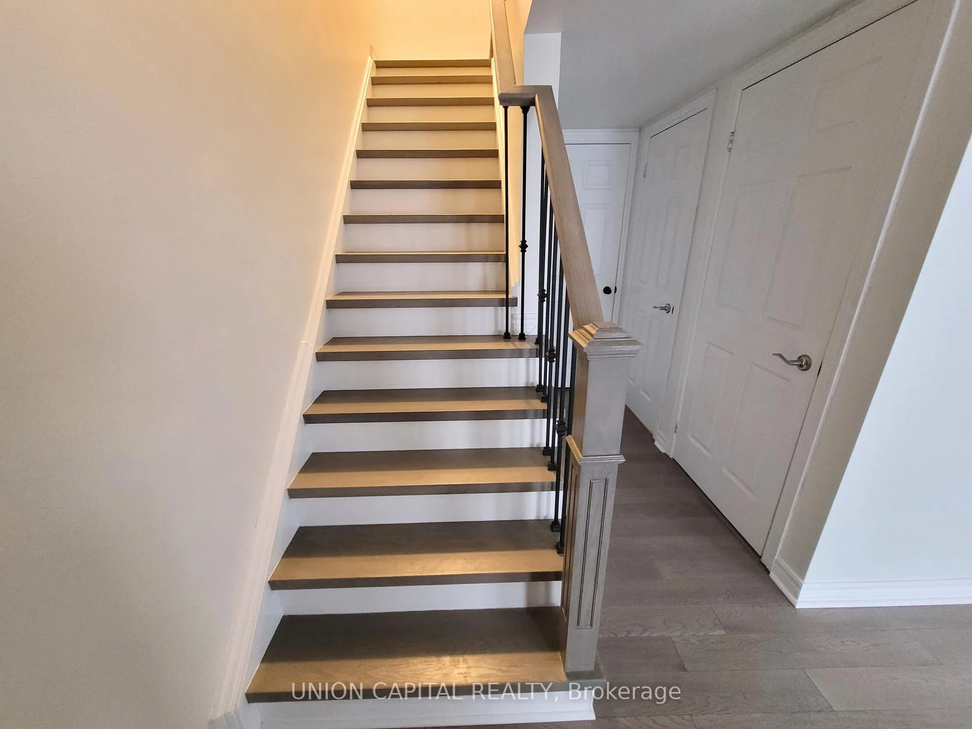 Photo 4 of Unit 190, 314 John Street, Markham, Aileen-Willowbrook — HOMEH