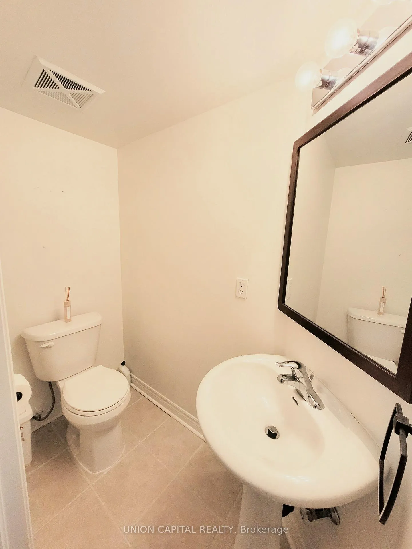 Photo 6 of Unit 190, 314 John Street, Markham, Aileen-Willowbrook — HOMEH