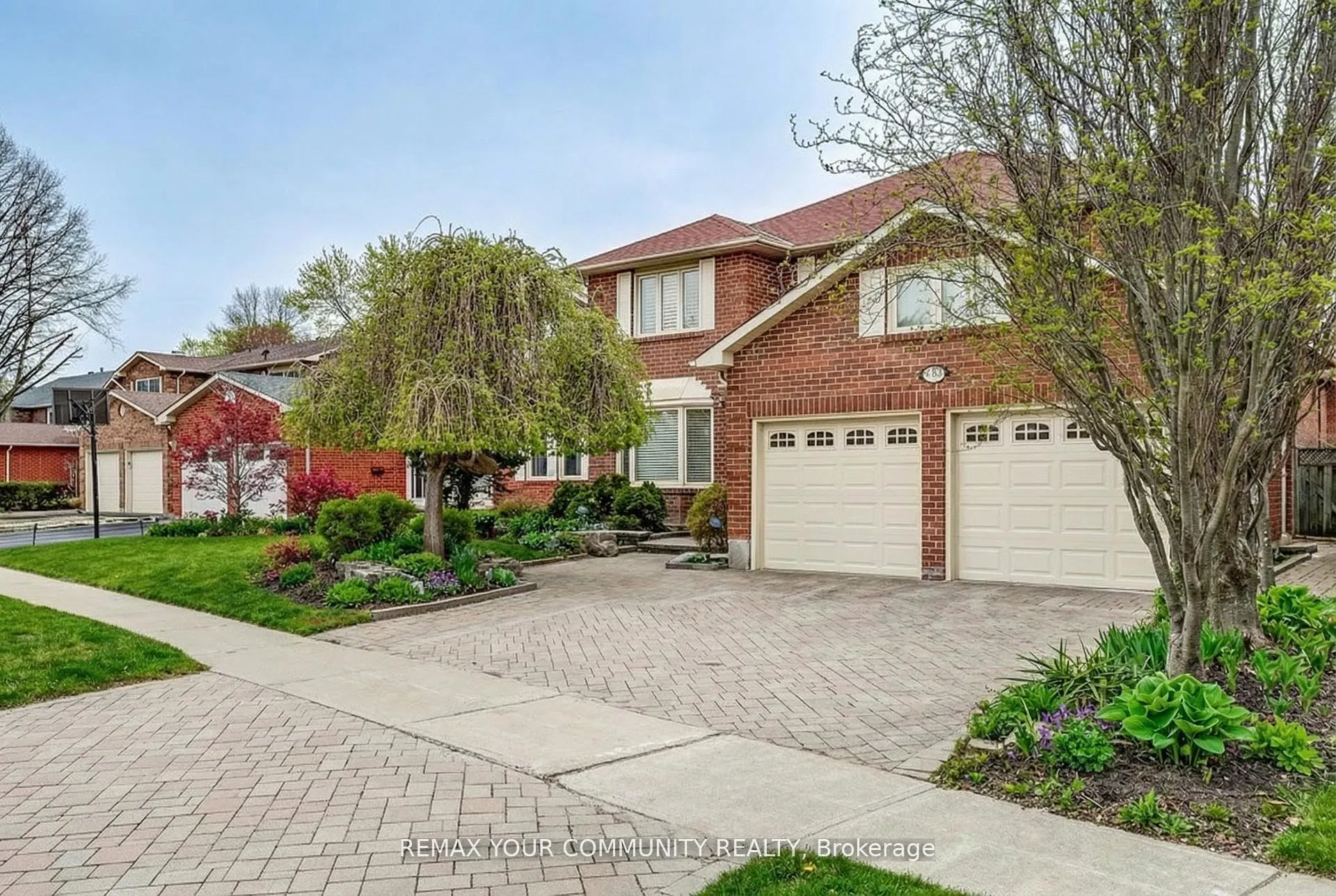 Photo 2 of 139 Larkin Avenue, Markham, Markham Village — HOMEH