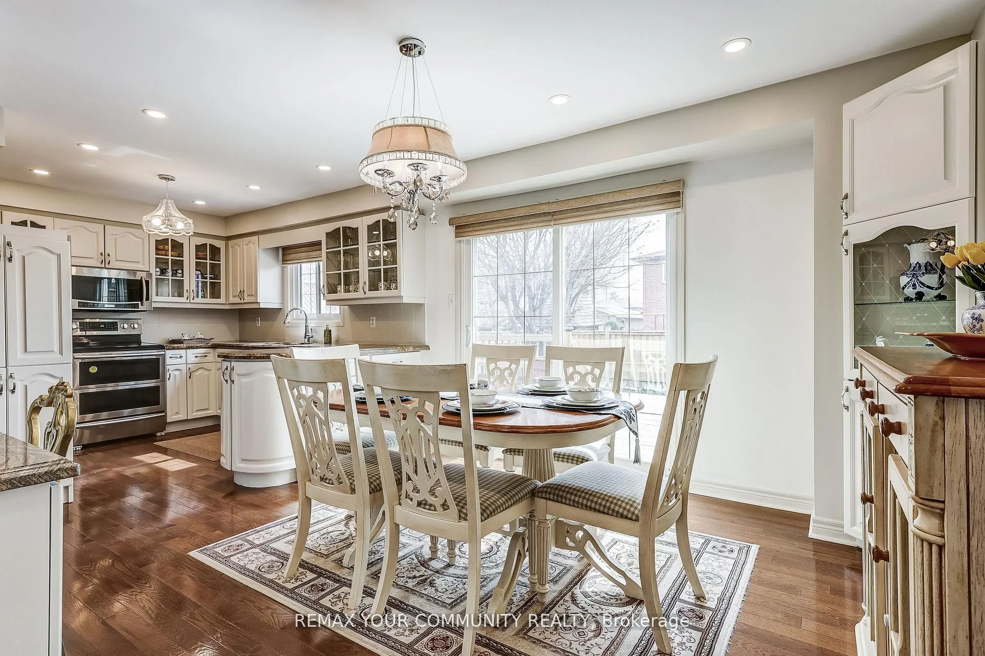 Photo 13 of 139 Larkin Avenue, Markham, Markham Village — HOMEH