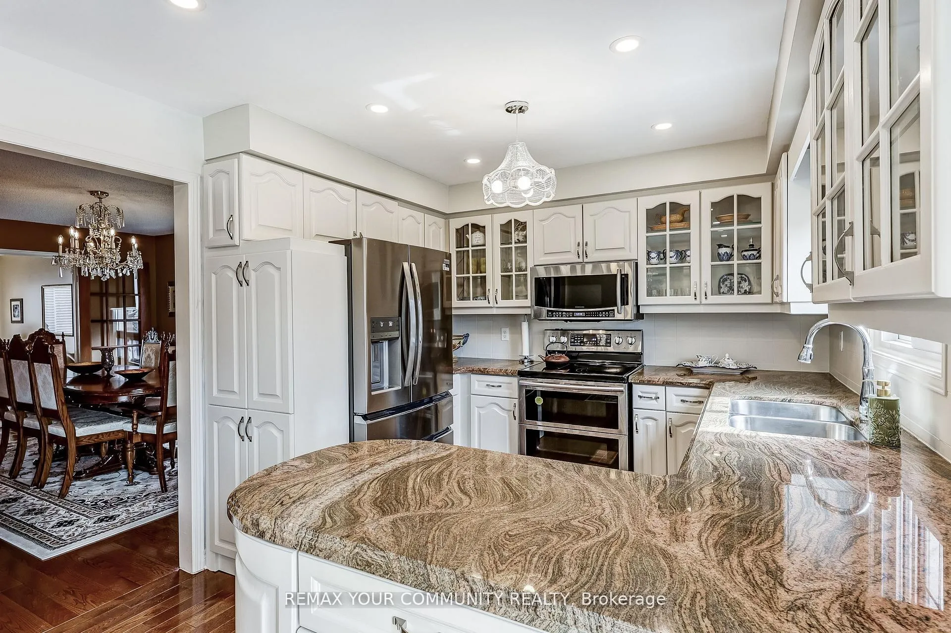 Photo 15 of 139 Larkin Avenue, Markham, Markham Village — HOMEH