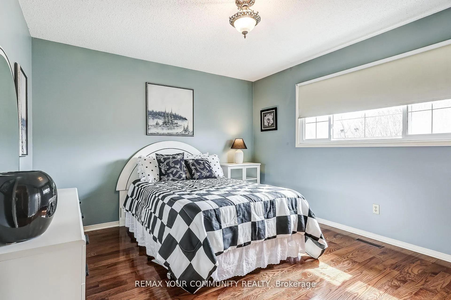 Photo 29 of 139 Larkin Avenue, Markham, Markham Village — HOMEH