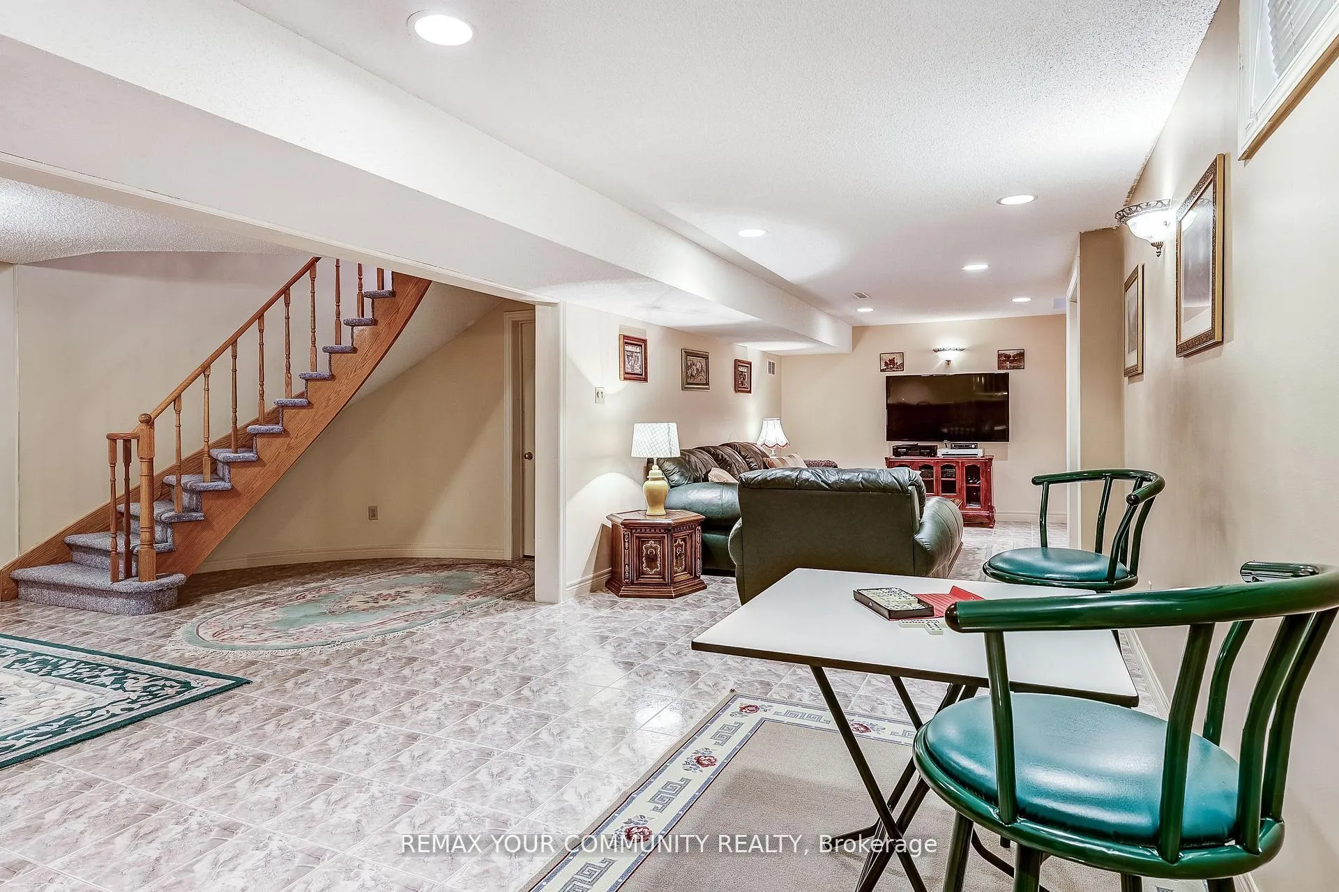 Photo 34 of 139 Larkin Avenue, Markham, Markham Village — HOMEH