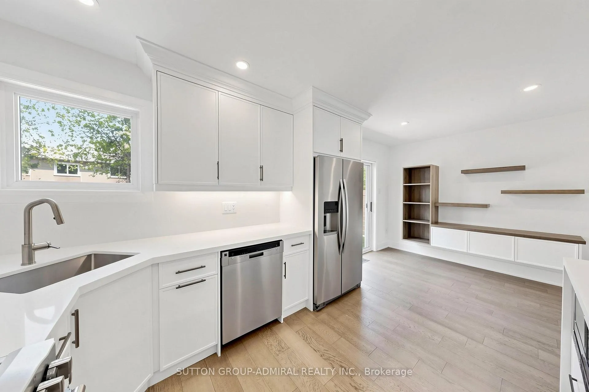 Photo 18 of 165 Clearmeadow Boulevard, Newmarket, Summerhill Estates — HOMEH