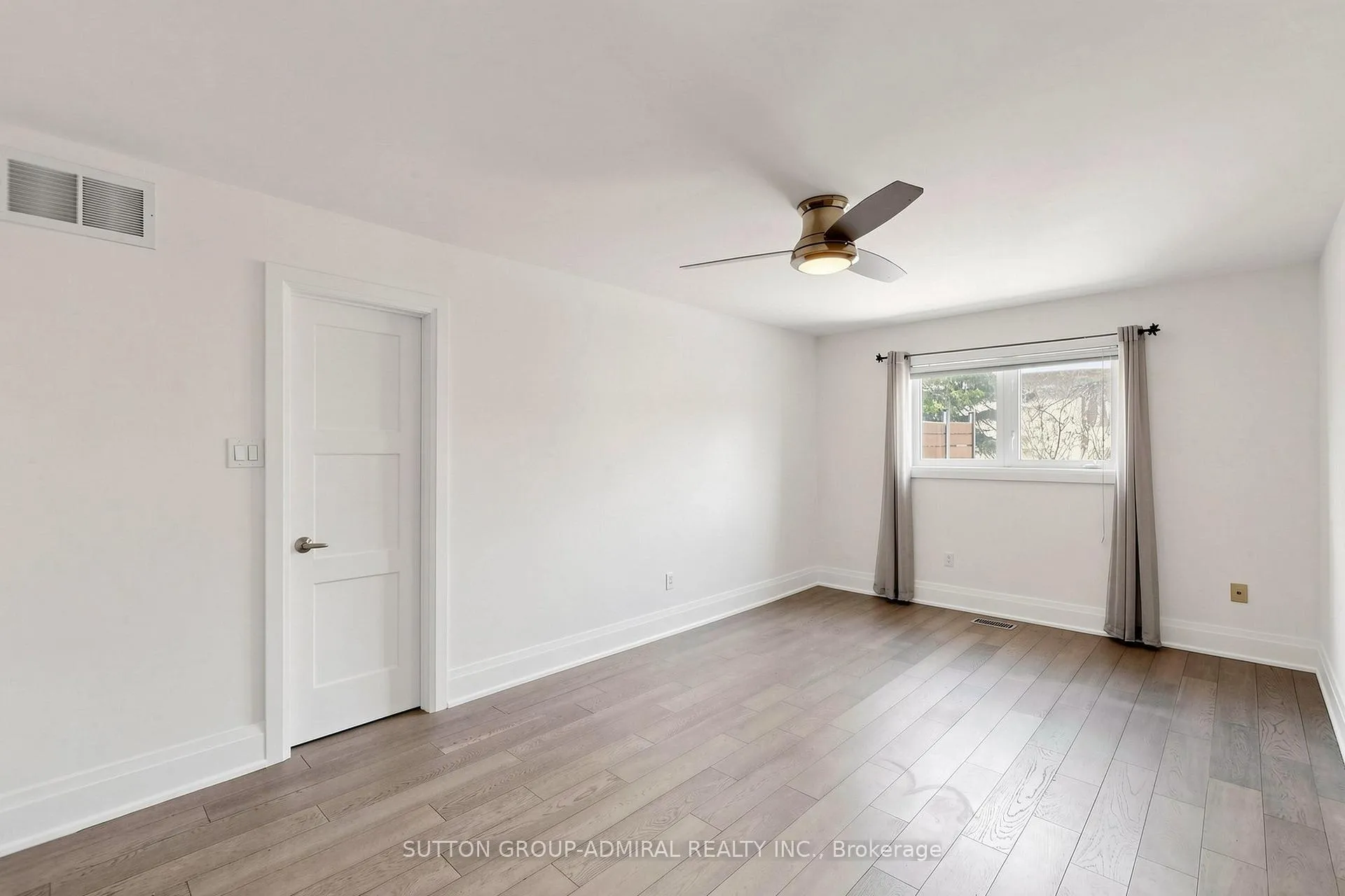 Photo 21 of 165 Clearmeadow Boulevard, Newmarket, Summerhill Estates — HOMEH