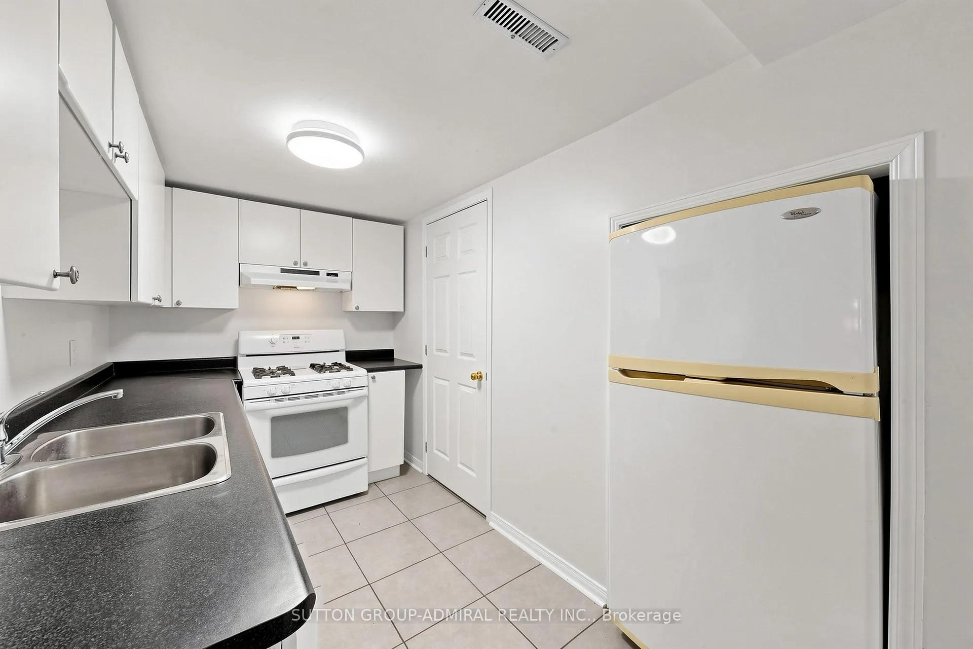 Photo 30 of 165 Clearmeadow Boulevard, Newmarket, Summerhill Estates — HOMEH