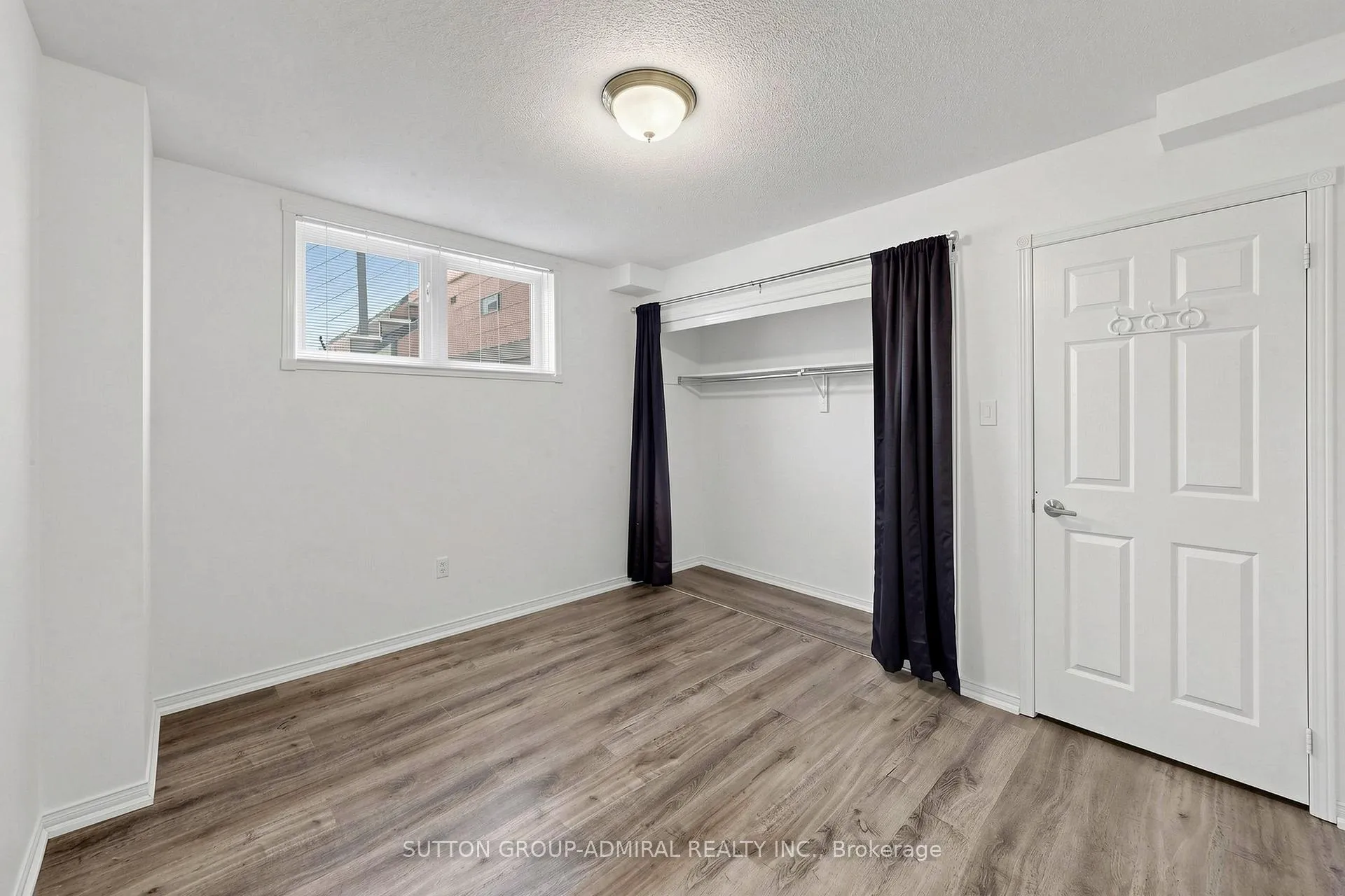 Photo 31 of 165 Clearmeadow Boulevard, Newmarket, Summerhill Estates — HOMEH
