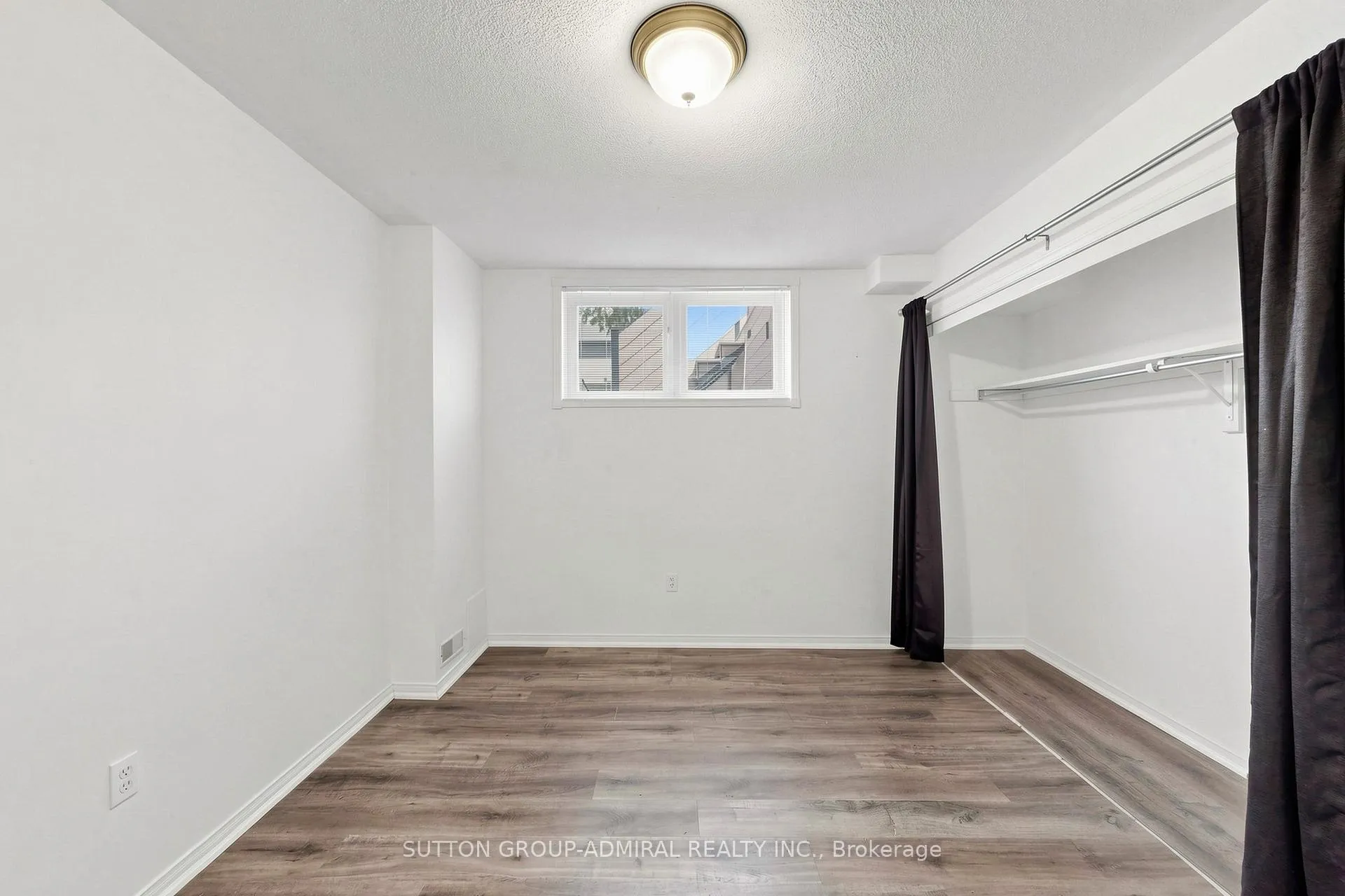 Photo 32 of 165 Clearmeadow Boulevard, Newmarket, Summerhill Estates — HOMEH