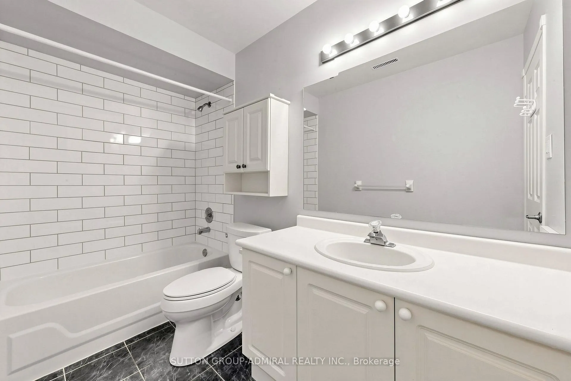 Photo 35 of 165 Clearmeadow Boulevard, Newmarket, Summerhill Estates — HOMEH