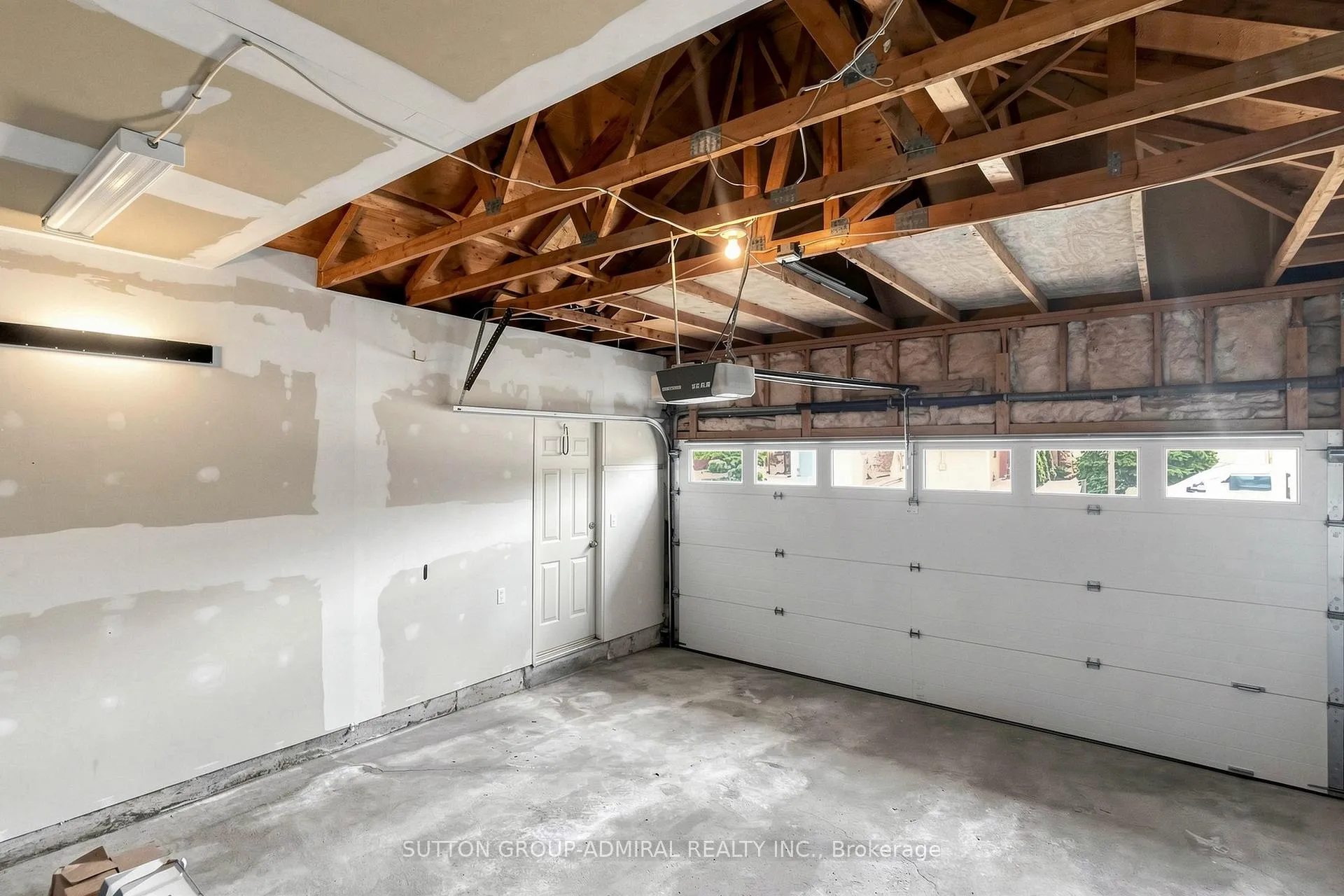 Photo 38 of 165 Clearmeadow Boulevard, Newmarket, Summerhill Estates — HOMEH