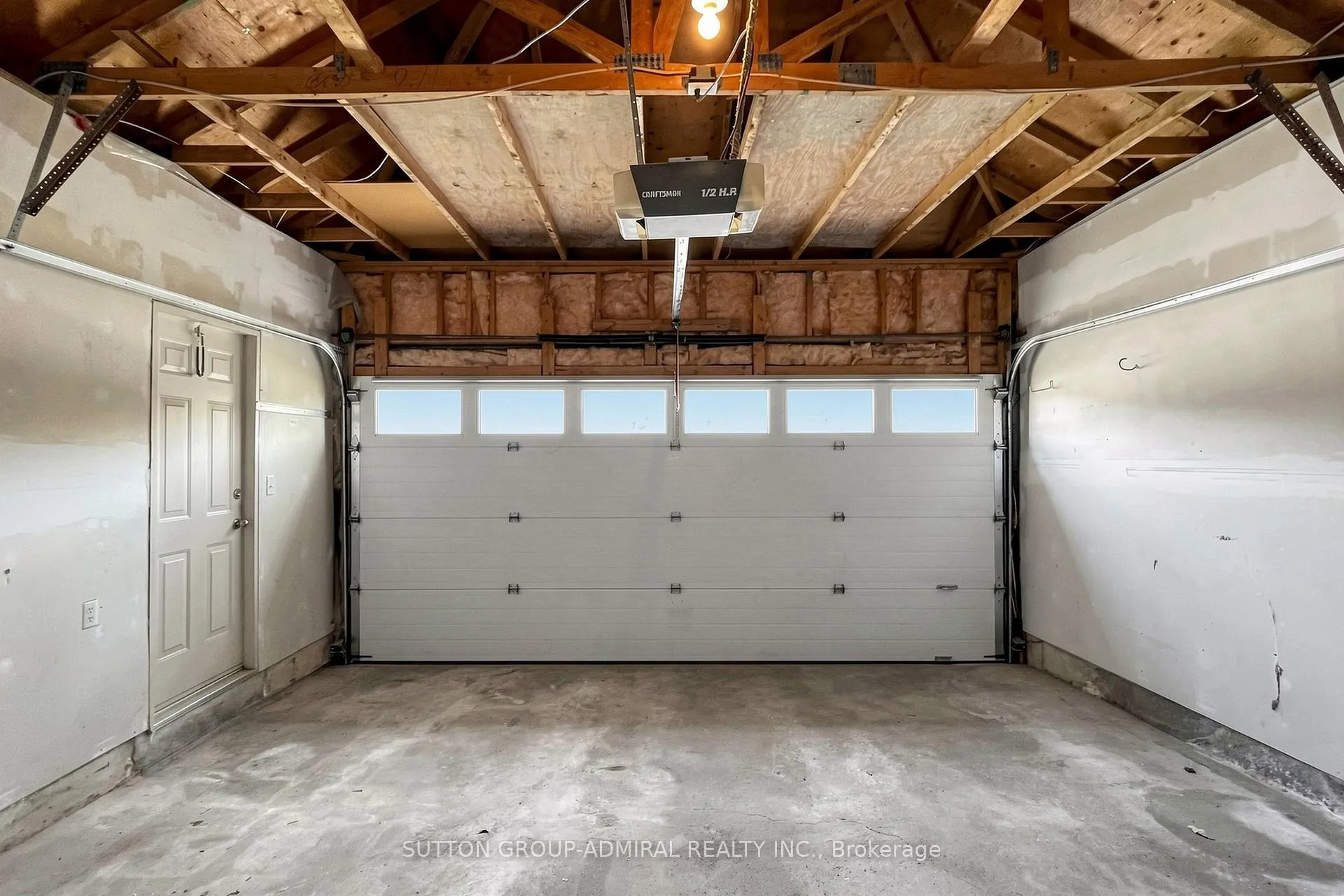 Photo 39 of 165 Clearmeadow Boulevard, Newmarket, Summerhill Estates — HOMEH