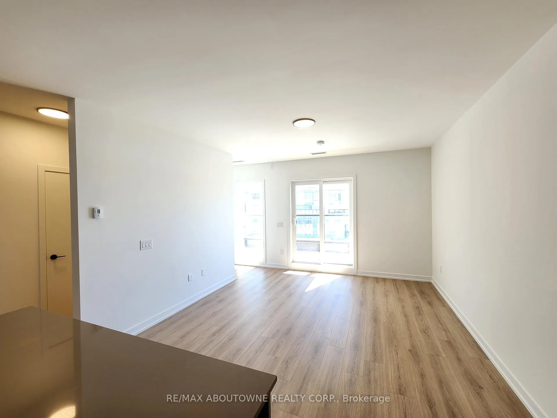 Photo 9 of Unit 12, 20 Lagerfeld Drive, Brampton, Northwest Brampton — HOMEH