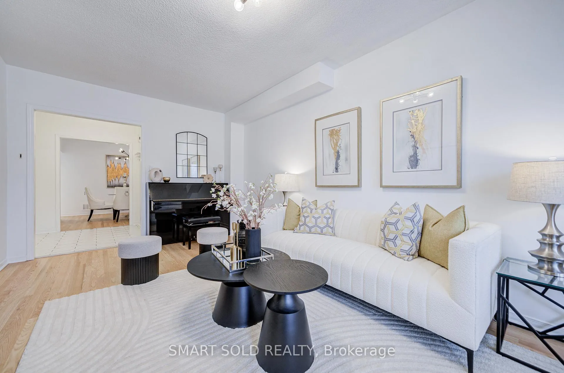 Photo 6 of 123 Thornway Avenue, Vaughan, Brownridge — HOMEH