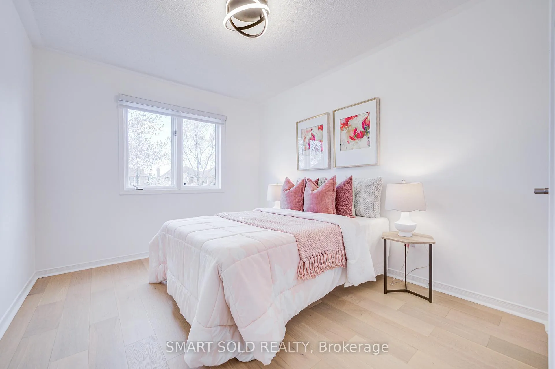 Photo 21 of 123 Thornway Avenue, Vaughan, Brownridge — HOMEH