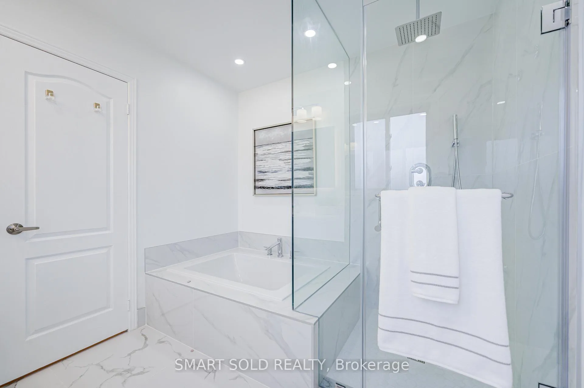 Photo 32 of 123 Thornway Avenue, Vaughan, Brownridge — HOMEH