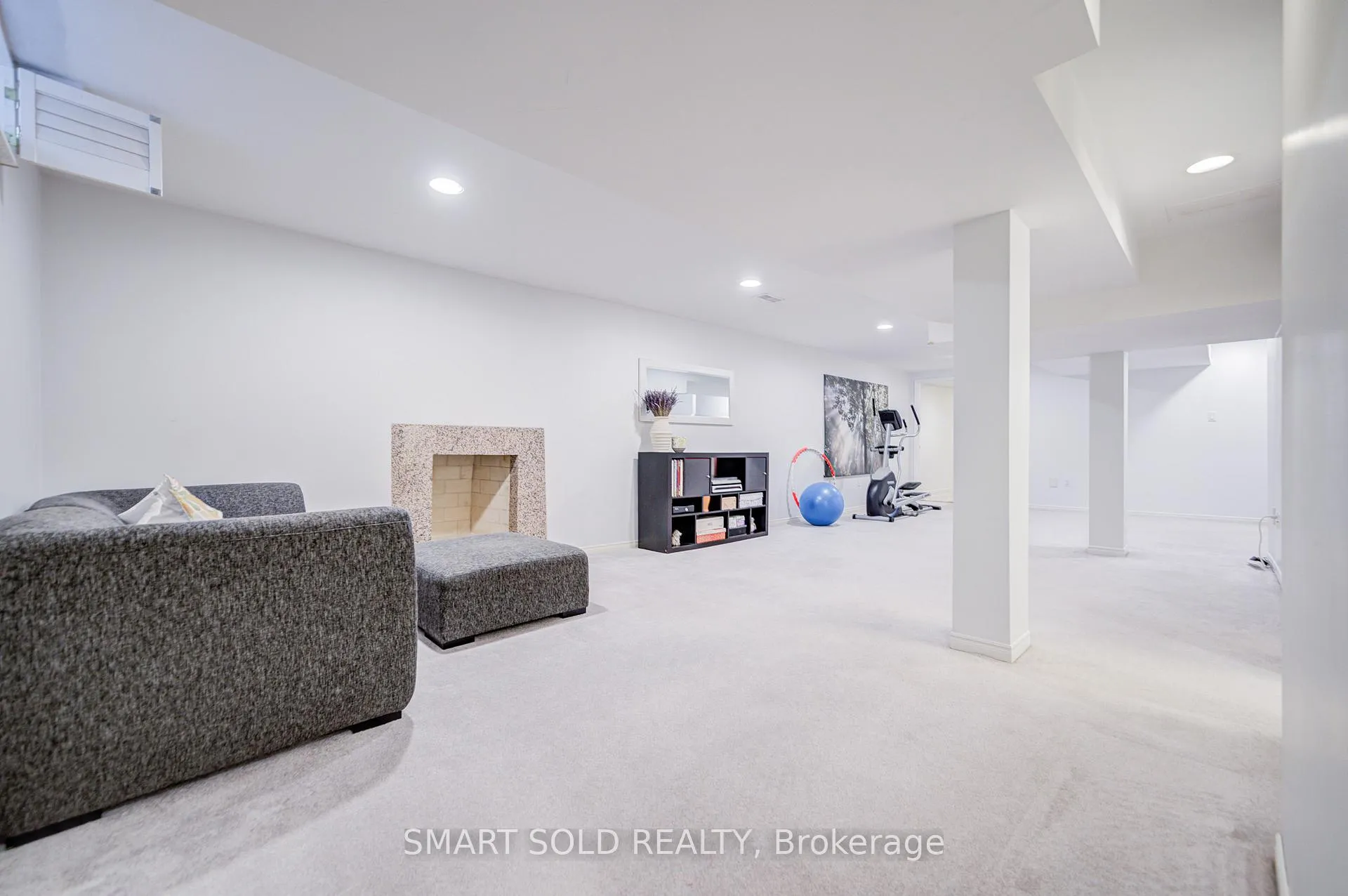 Photo 34 of 123 Thornway Avenue, Vaughan, Brownridge — HOMEH