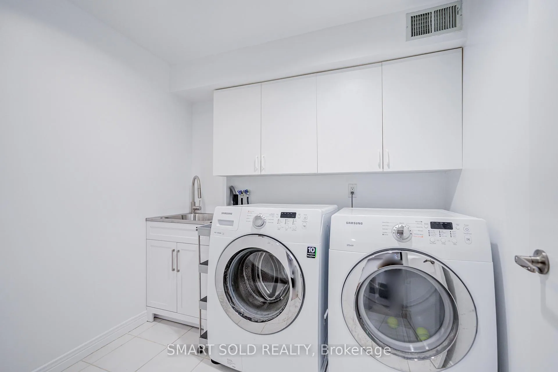 Photo 40 of 123 Thornway Avenue, Vaughan, Brownridge — HOMEH