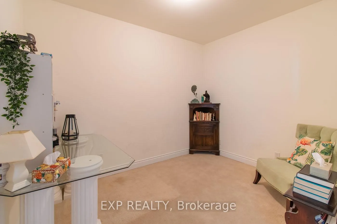 Photo 13 of Unit 401, 90 Orchard Point Road, Orillia — HOMEH