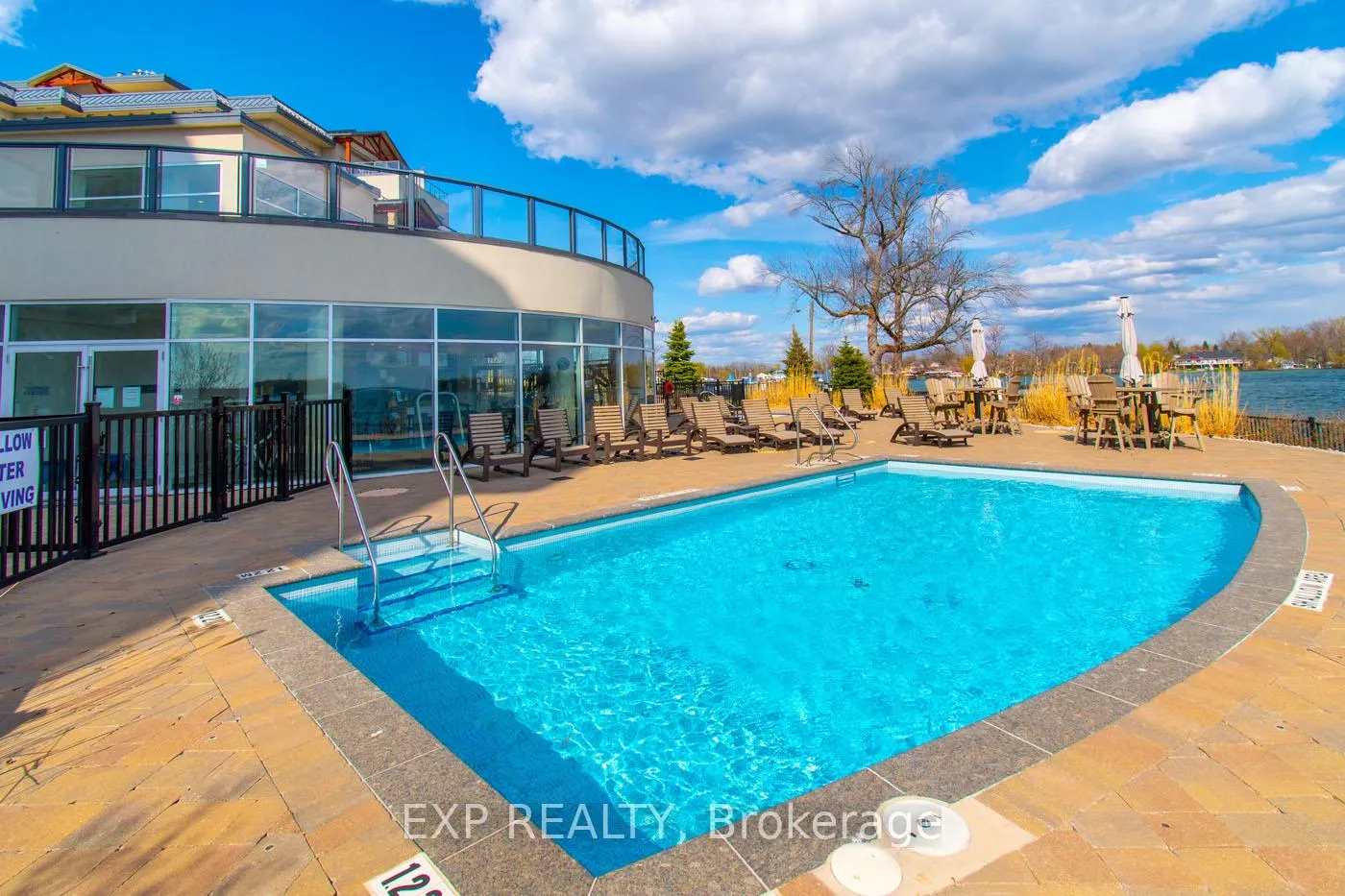 Photo 25 of Unit 401, 90 Orchard Point Road, Orillia — HOMEH