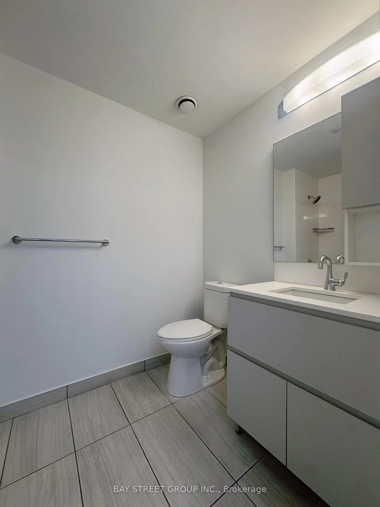Photo 9 of Unit 702, 15 Water Walk Drive, Markham, Unionville — HOMEH