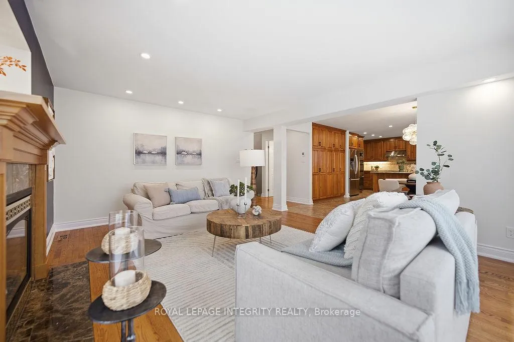 Photo 19 of 50 Rosenfeld Crescent W, Ottawa, Kanata - Kanata Lakes/Heritage Hills — HOMEH