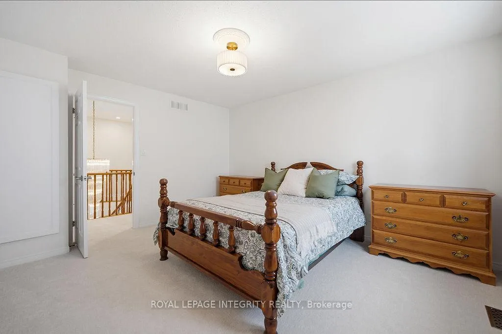 Photo 36 of 50 Rosenfeld Crescent W, Ottawa, Kanata - Kanata Lakes/Heritage Hills — HOMEH