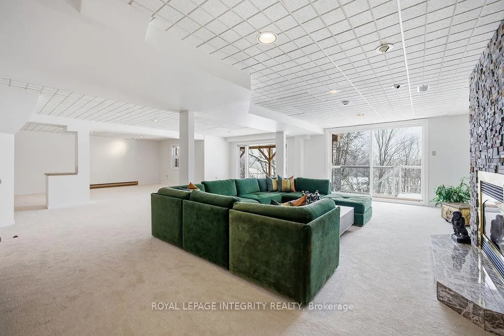 Photo 43 of 50 Rosenfeld Crescent W, Ottawa, Kanata - Kanata Lakes/Heritage Hills — HOMEH