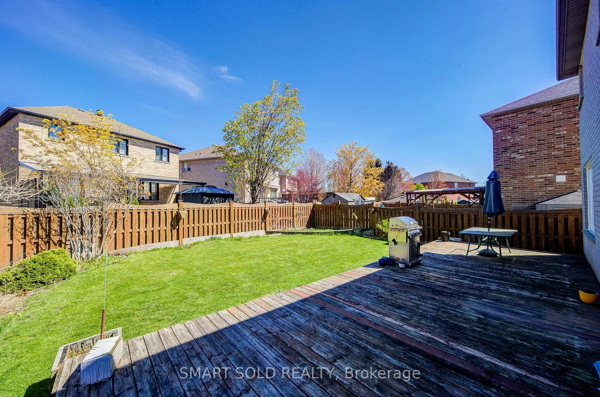 Photo 36 of 22 Beaton Avenue, Vaughan, Maple — HOMEH