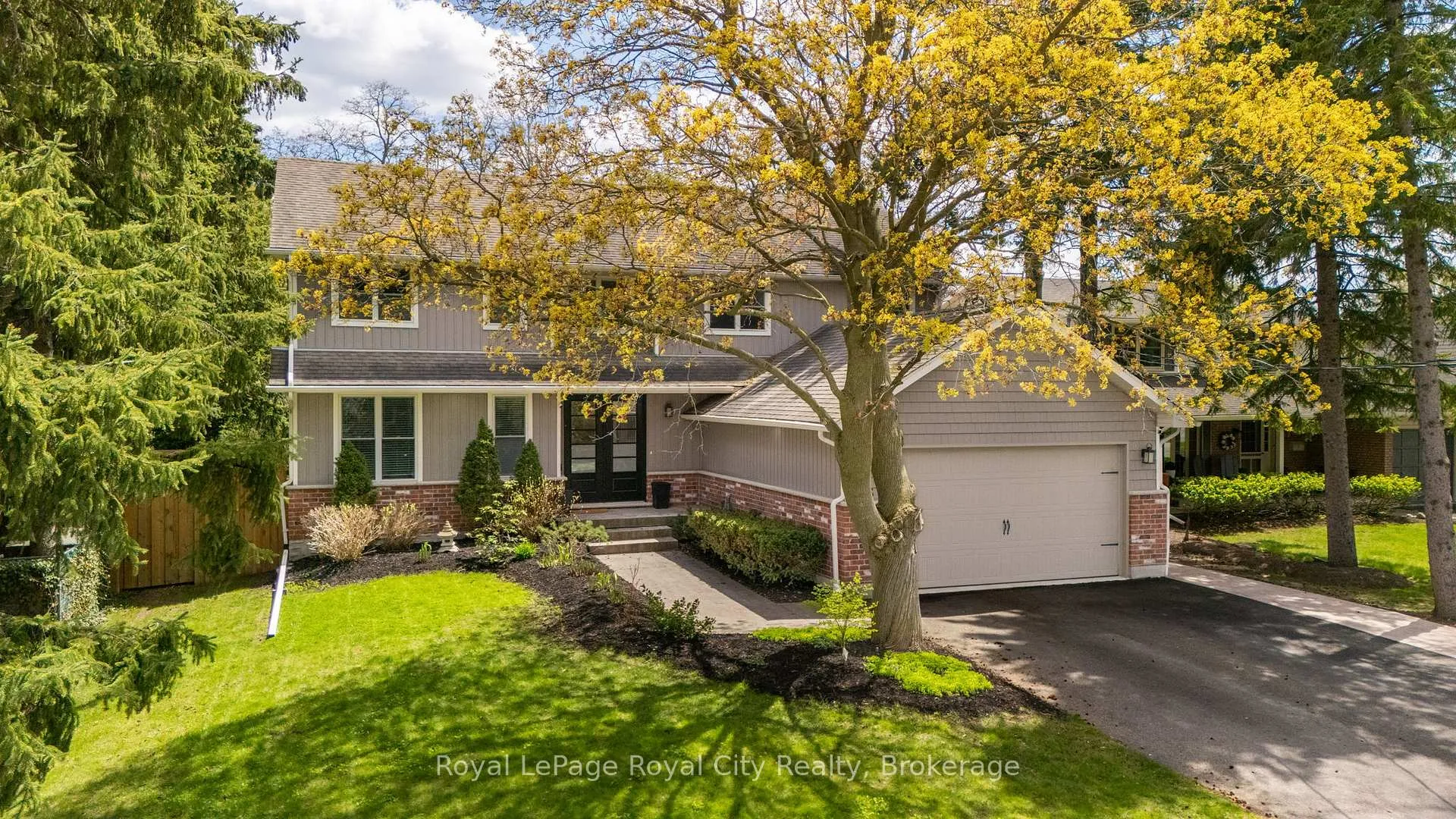 Photo 1 of 255 Normandy Avenue, Waterloo, Lincoln Village — HOMEH