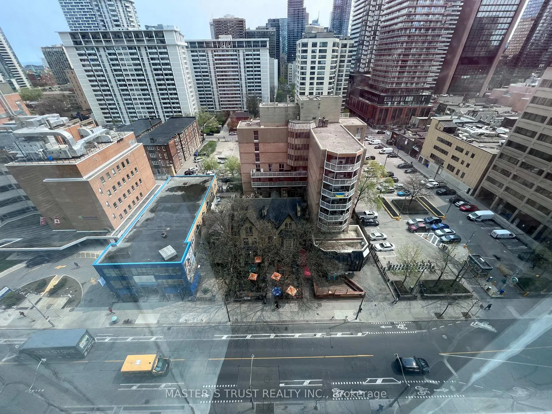 Photo 9 of Unit 1402, 22 Wellesley Street E, Toronto, Church-Yonge Corridor — HOMEH
