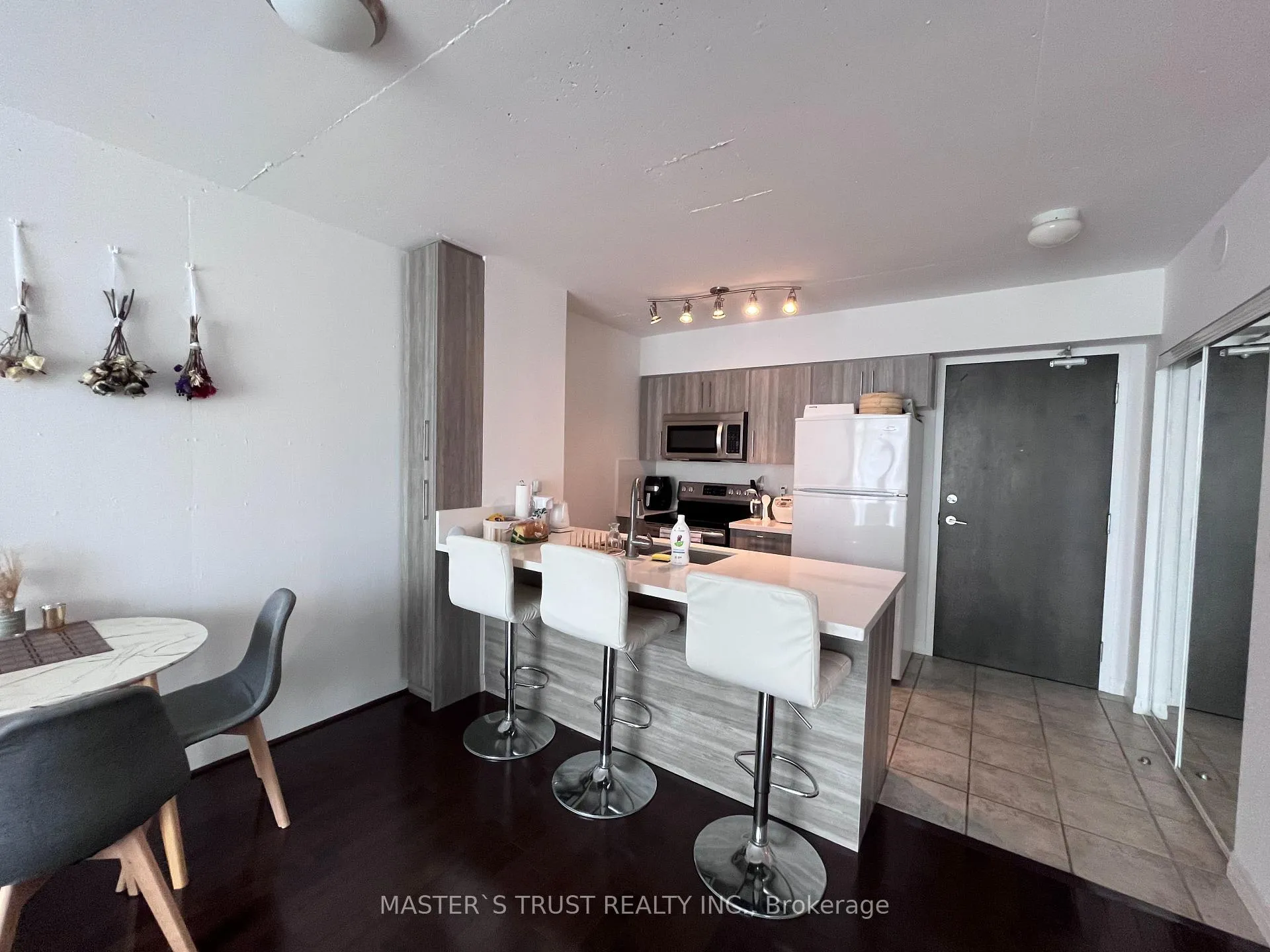 Photo 10 of Unit 1402, 22 Wellesley Street E, Toronto, Church-Yonge Corridor — HOMEH