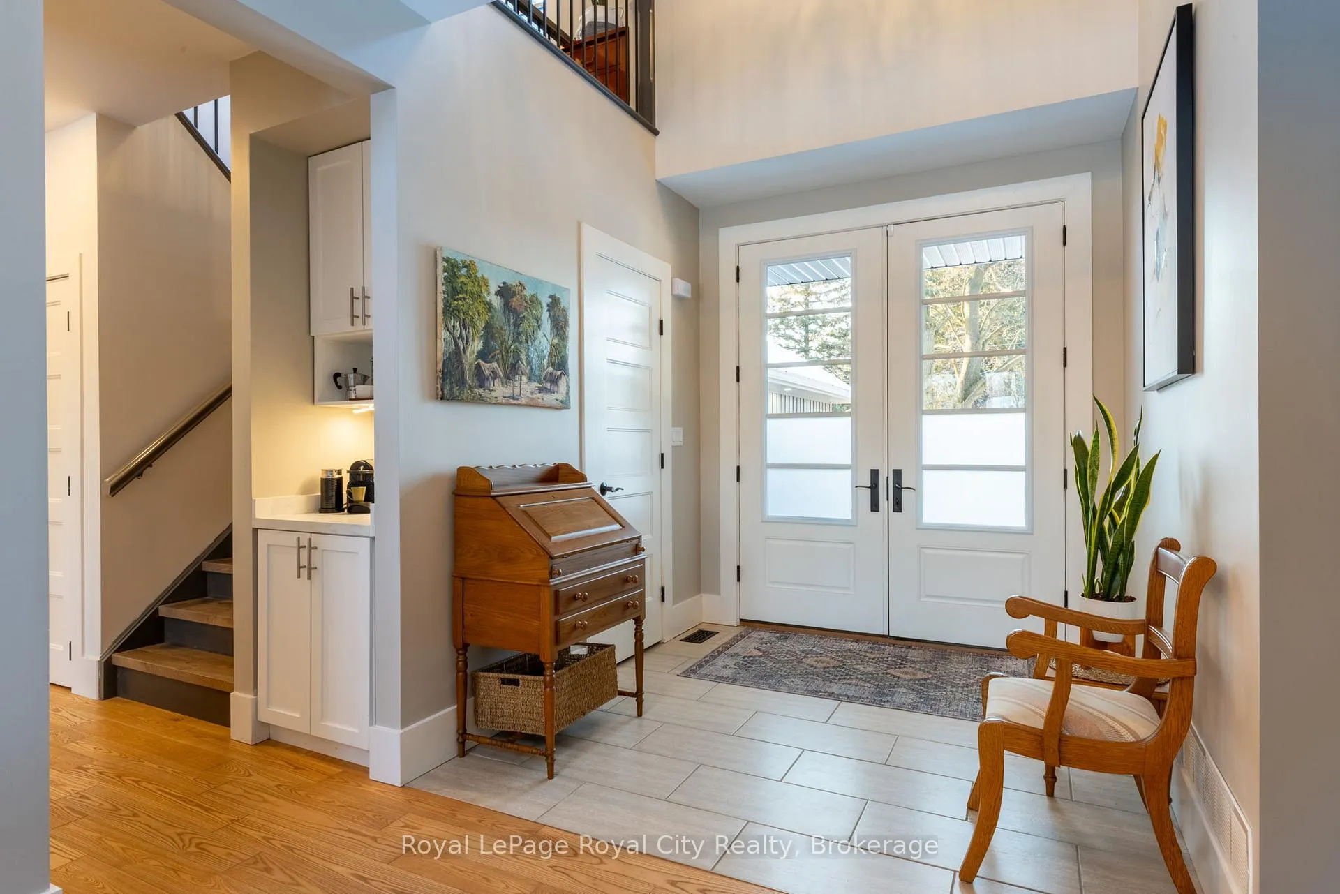 Photo 5 of 255 Normandy Avenue, Waterloo, Lincoln Village — HOMEH
