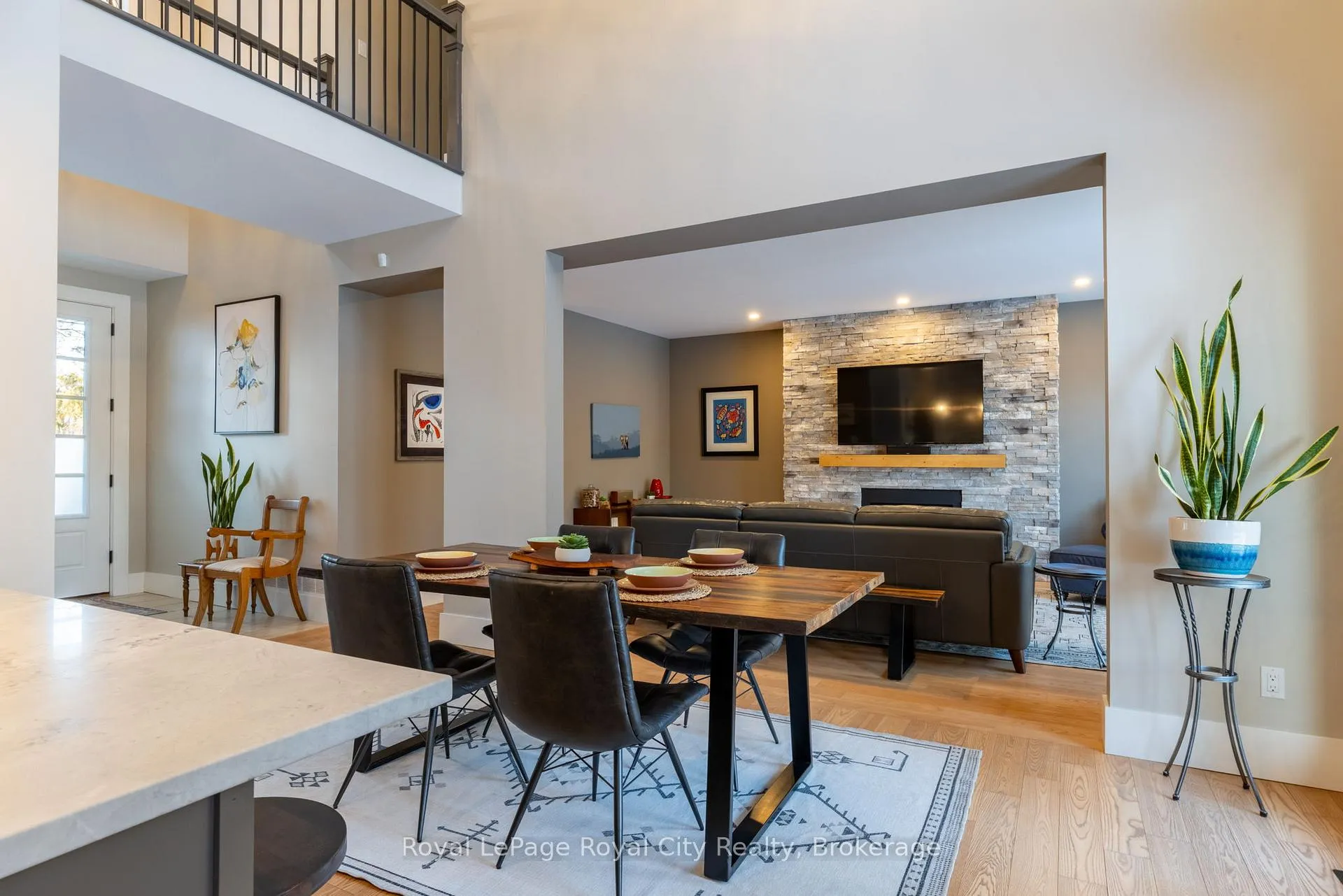 Photo 11 of 255 Normandy Avenue, Waterloo, Lincoln Village — HOMEH