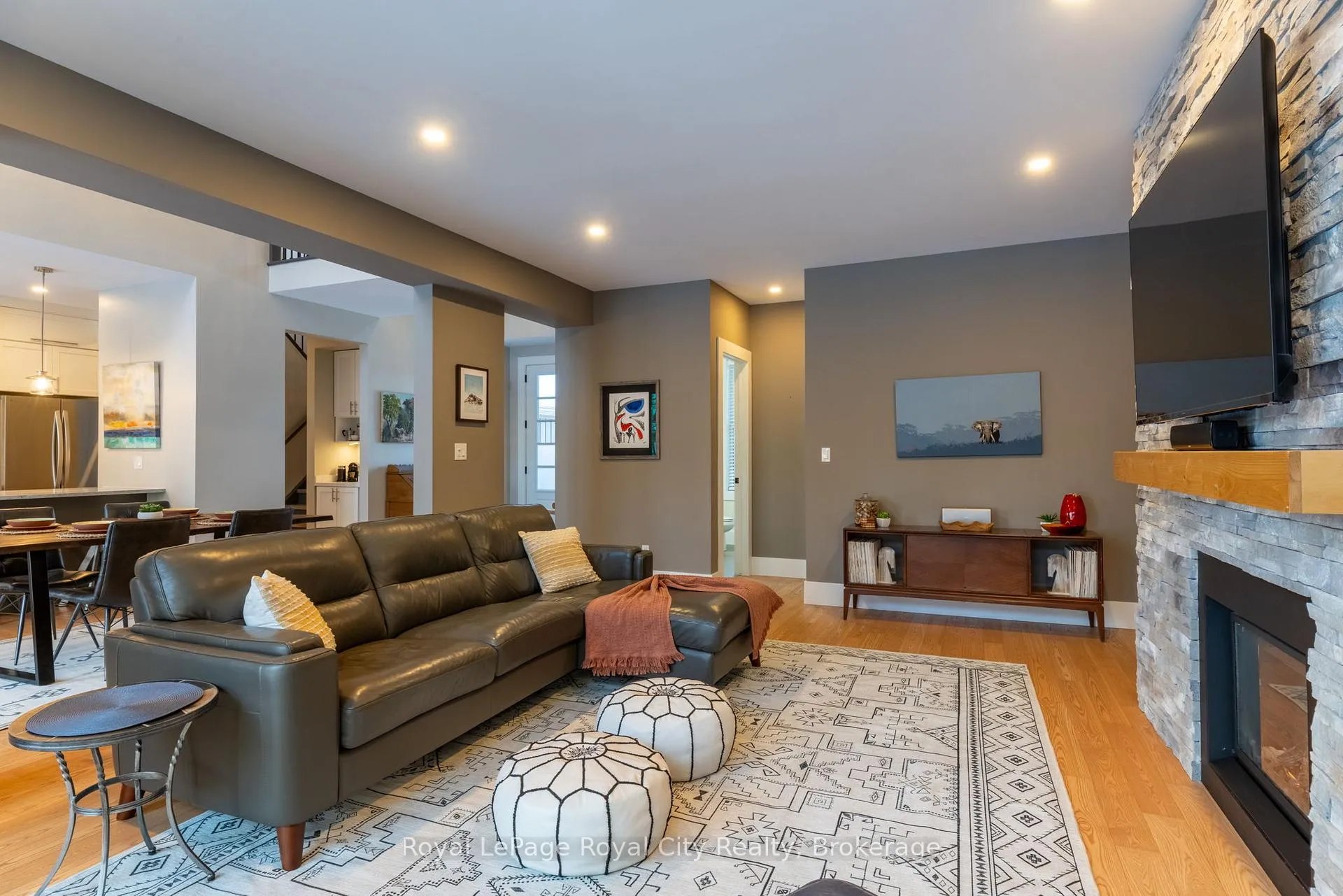 Photo 14 of 255 Normandy Avenue, Waterloo, Lincoln Village — HOMEH