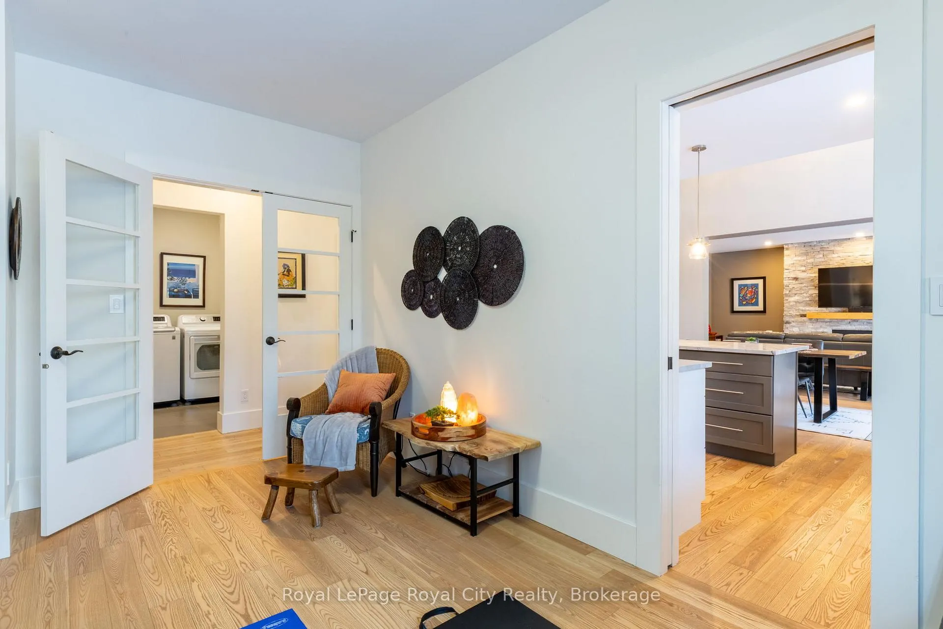 Photo 17 of 255 Normandy Avenue, Waterloo, Lincoln Village — HOMEH