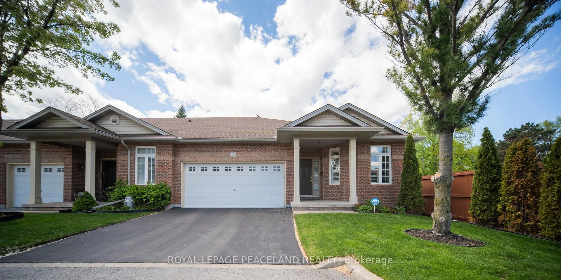 Photo 1 of Unit 11, 5595 Drummond Road, Niagara Falls, Hospital — HOMEH
