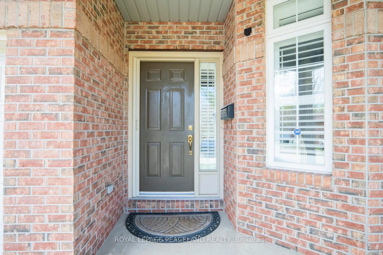 Photo 3 of Unit 11, 5595 Drummond Road, Niagara Falls, Hospital — HOMEH