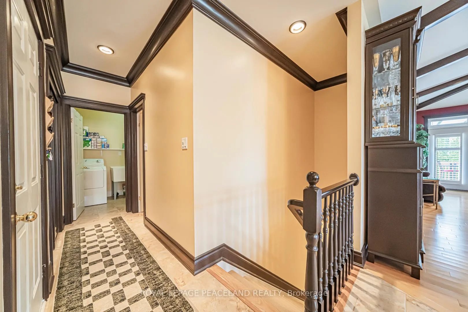 Photo 8 of Unit 11, 5595 Drummond Road, Niagara Falls, Hospital — HOMEH