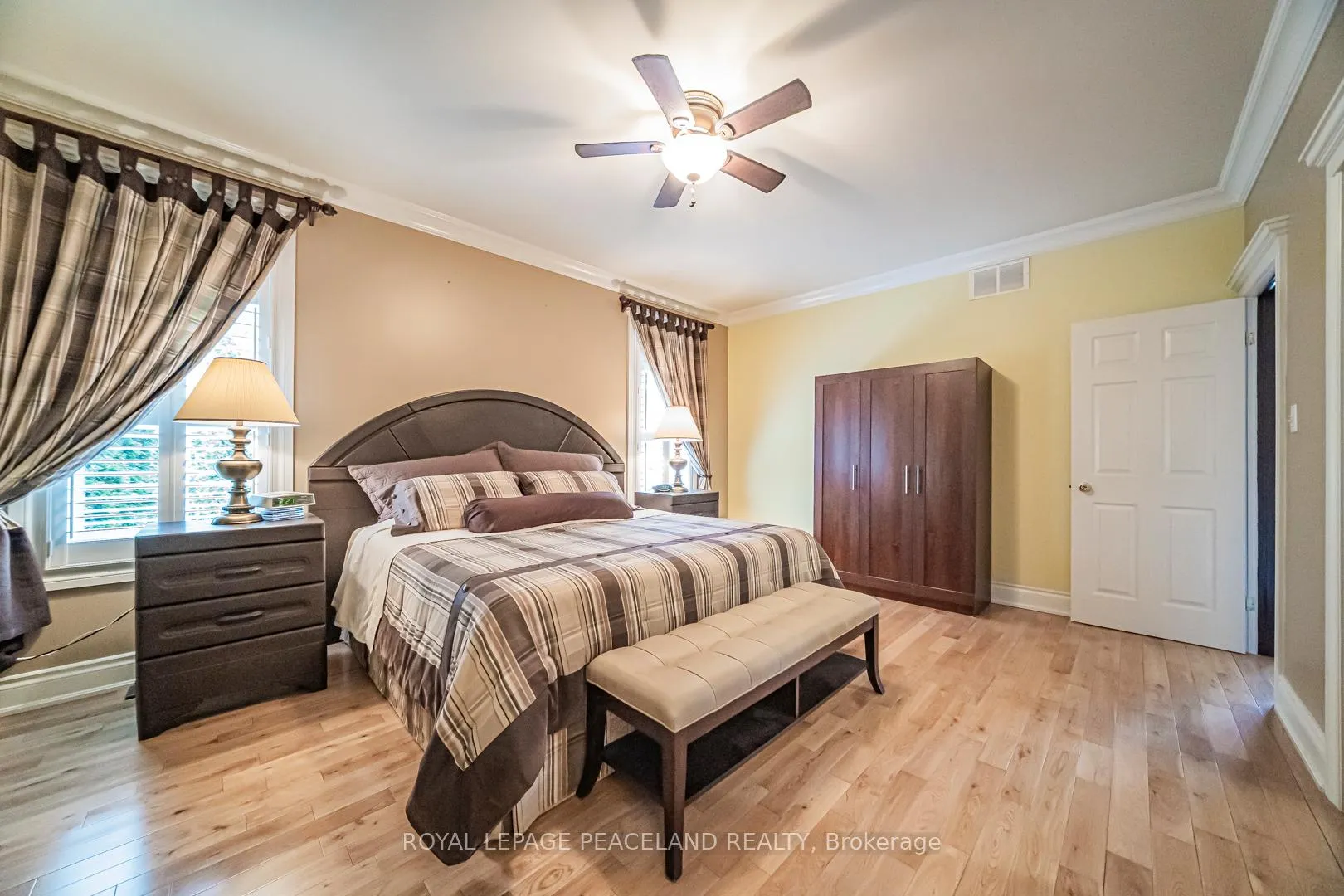 Photo 30 of Unit 11, 5595 Drummond Road, Niagara Falls, Hospital — HOMEH