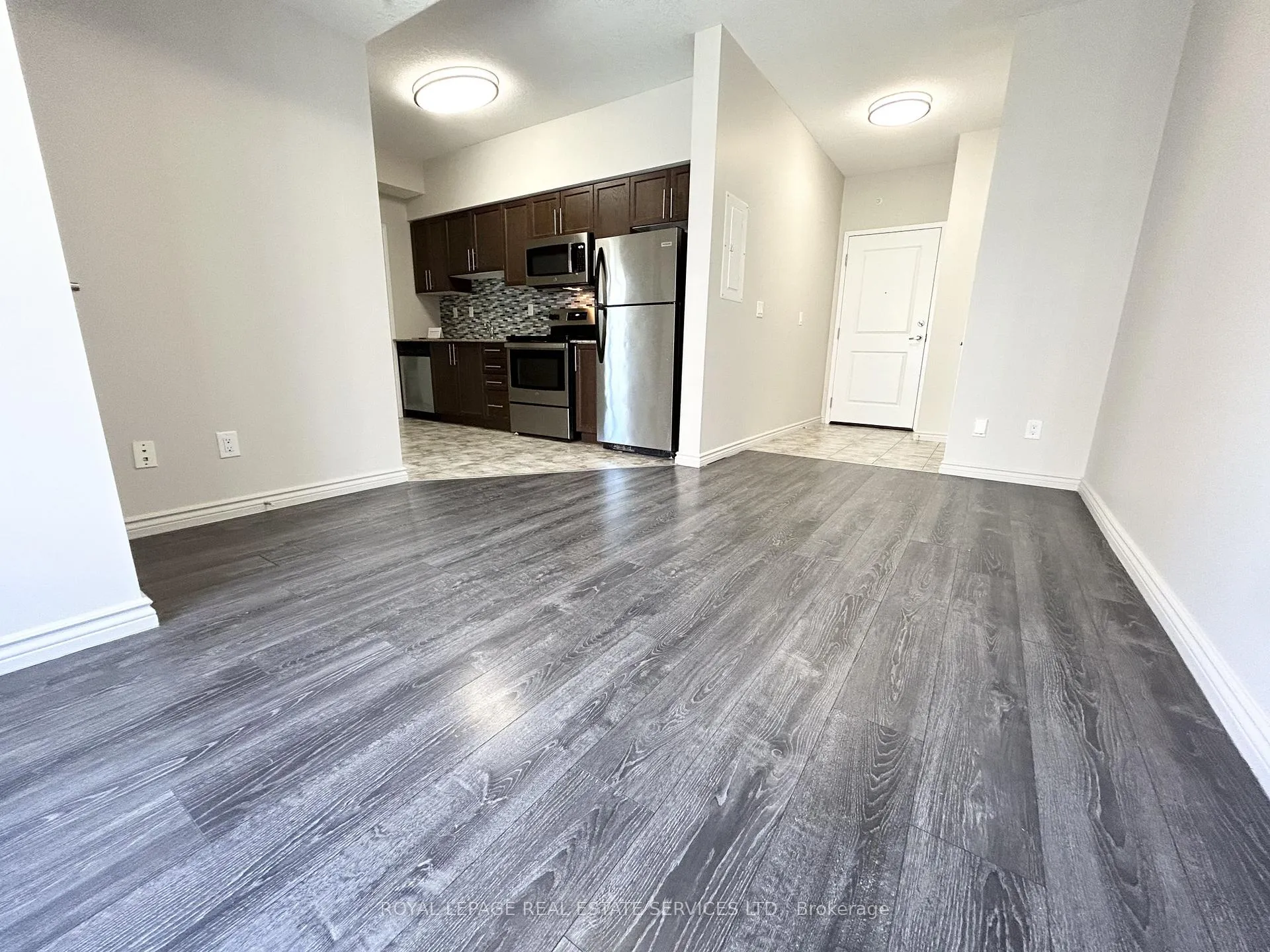Photo 3 of Unit 304, 7 Rittenhouse Road, Kitchener — HOMEH