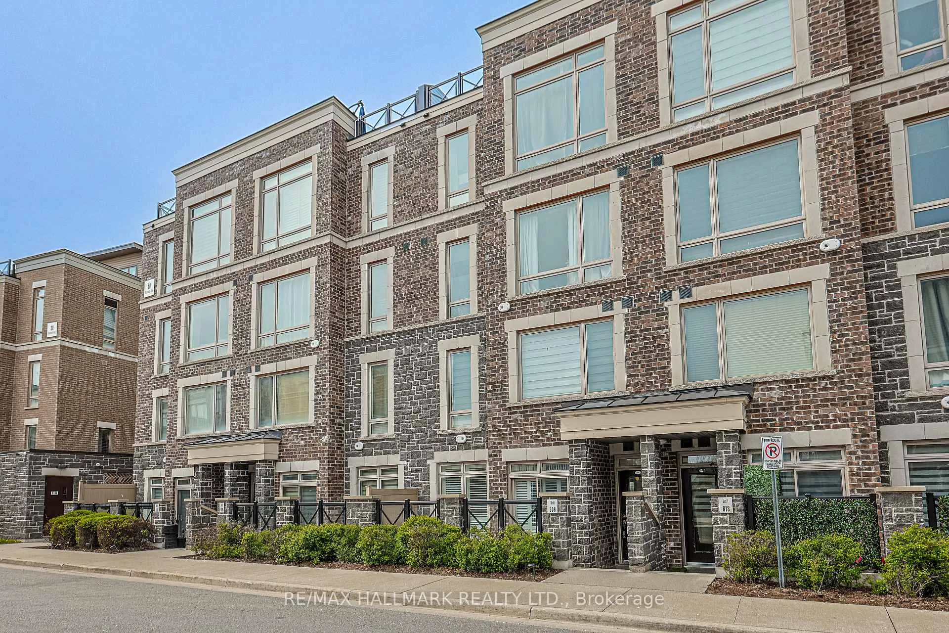 Photo 2 of Unit 609, 50 Dunsheath Way, Markham, Cornell — HOMEH