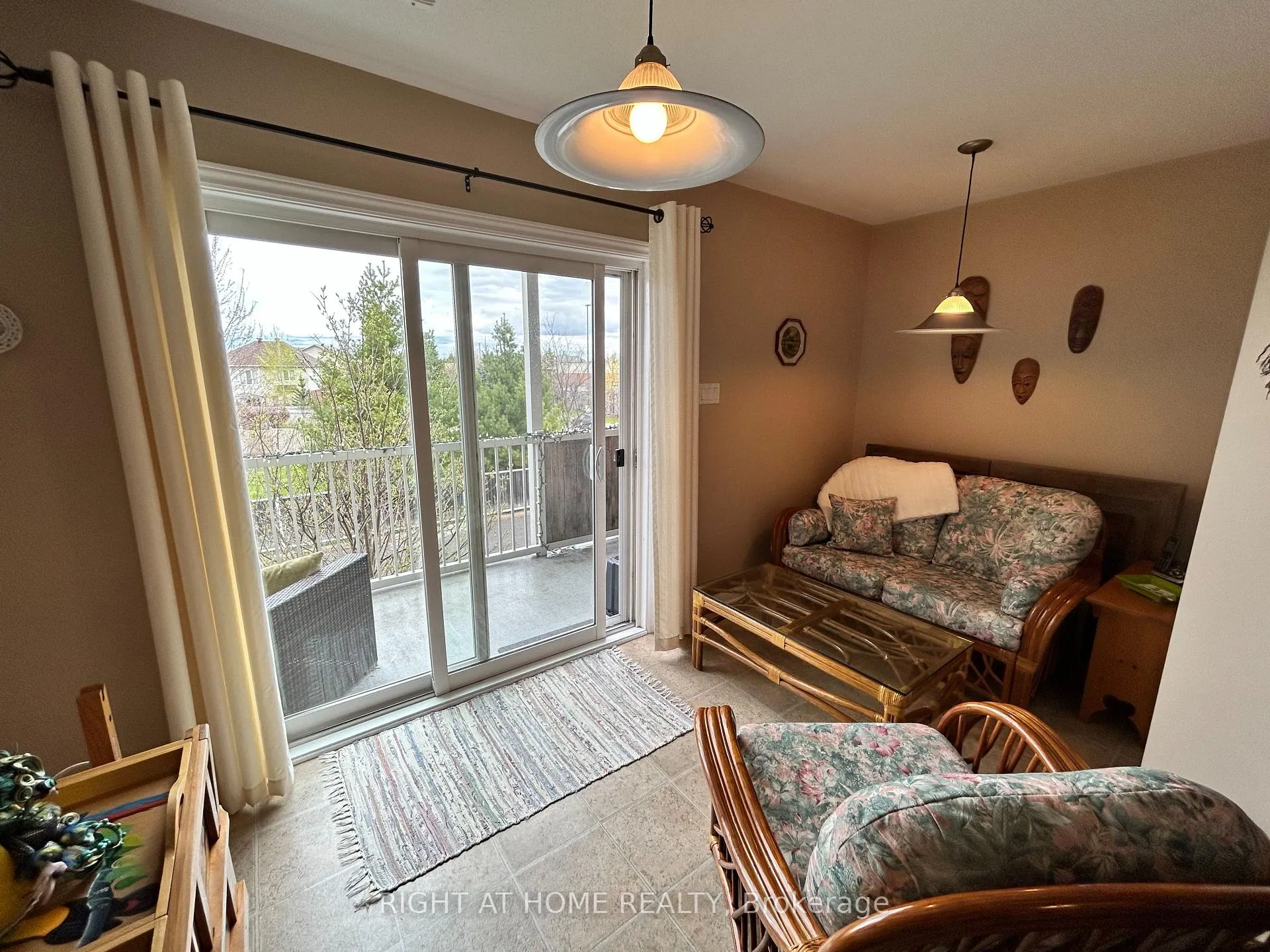 Photo 9 of 389B Chapman Mills Drive, Ottawa, Barrhaven - Strandherd — HOMEH
