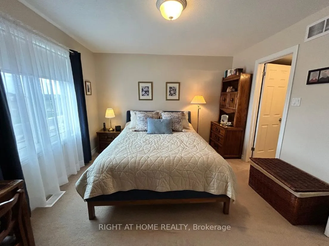 Photo 19 of 389B Chapman Mills Drive, Ottawa, Barrhaven - Strandherd — HOMEH