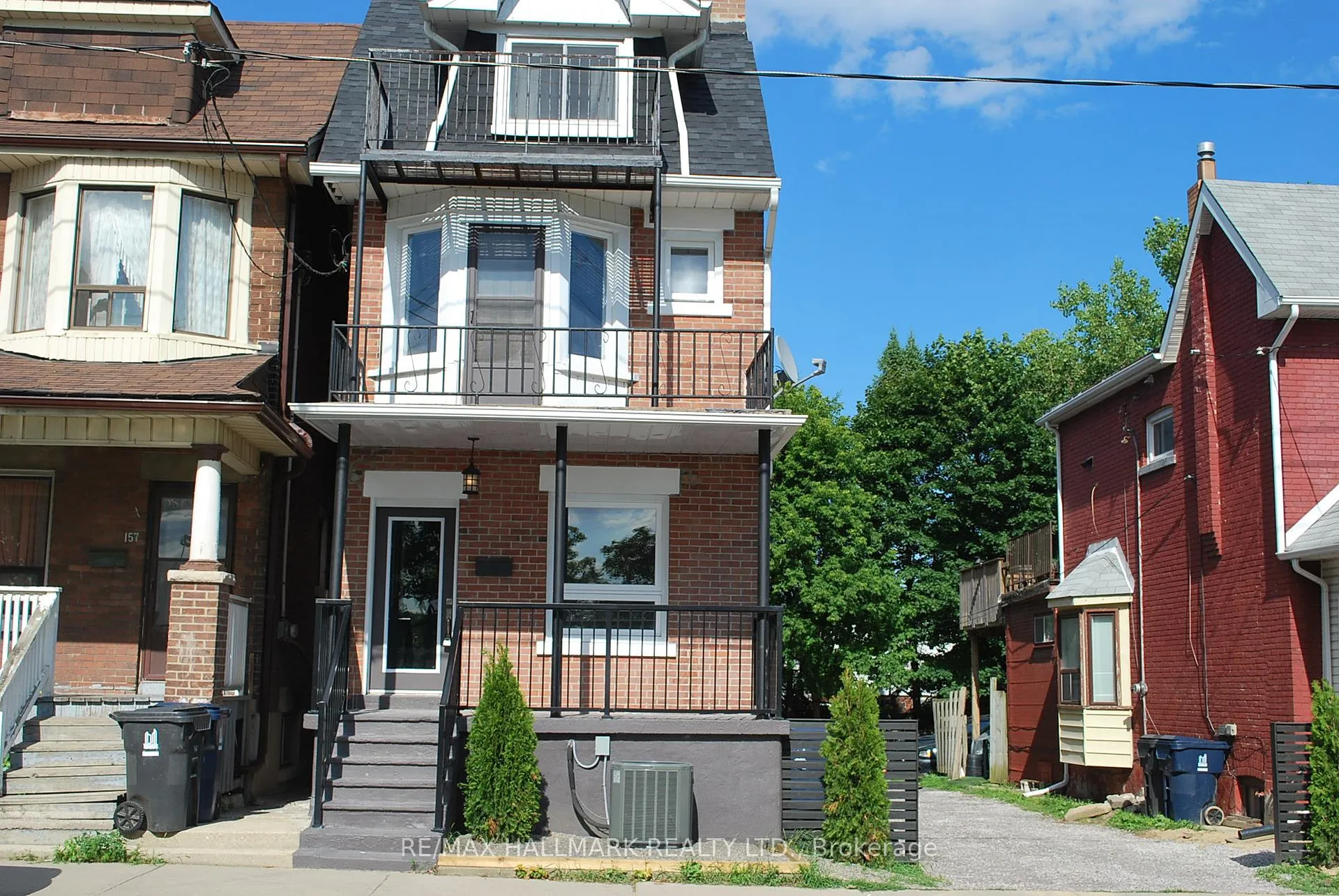 Photo 1 of Unit Upper, 155 Greenwood Avenue, Toronto, Greenwood-Coxwell — HOMEH
