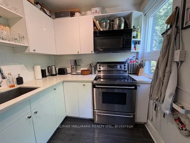 Photo 14 of Unit Upper, 155 Greenwood Avenue, Toronto, Greenwood-Coxwell — HOMEH